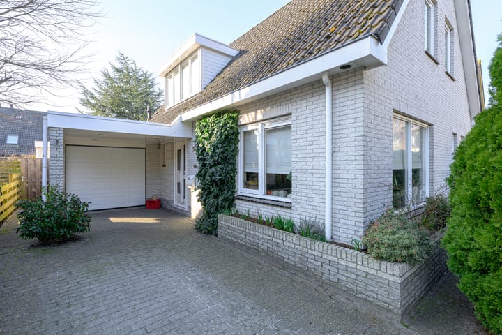 Foto 2 van Glenn Millerhof 36