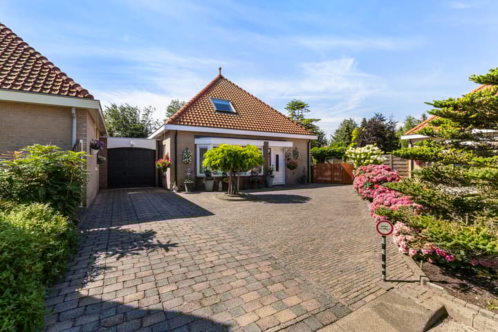 Foto 2 van Westvoorn 2