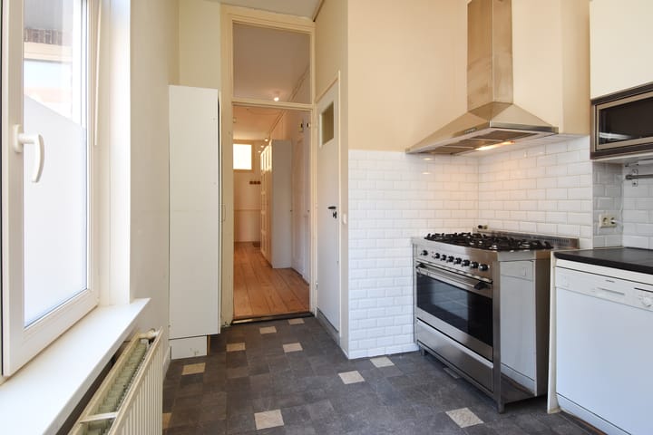 Photo 12 of Hazelaarstraat 111