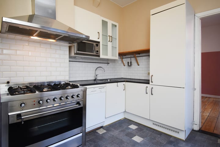 Photo 13 of Hazelaarstraat 111