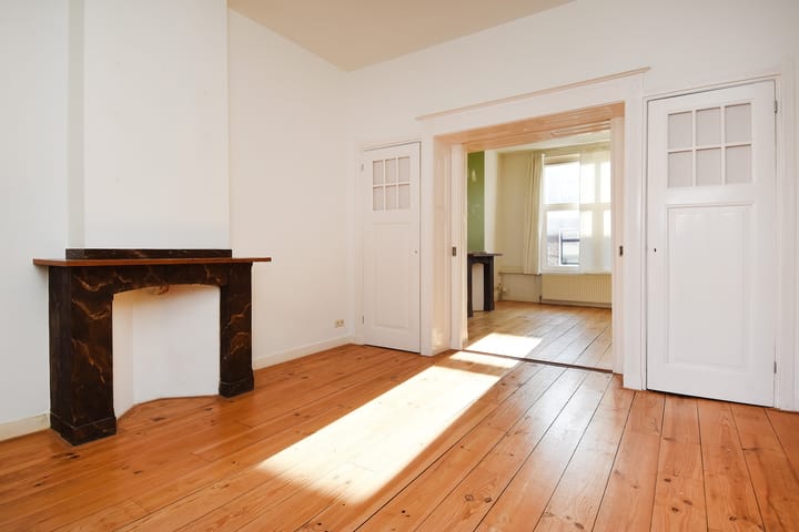 Photo 11 of Hazelaarstraat 111