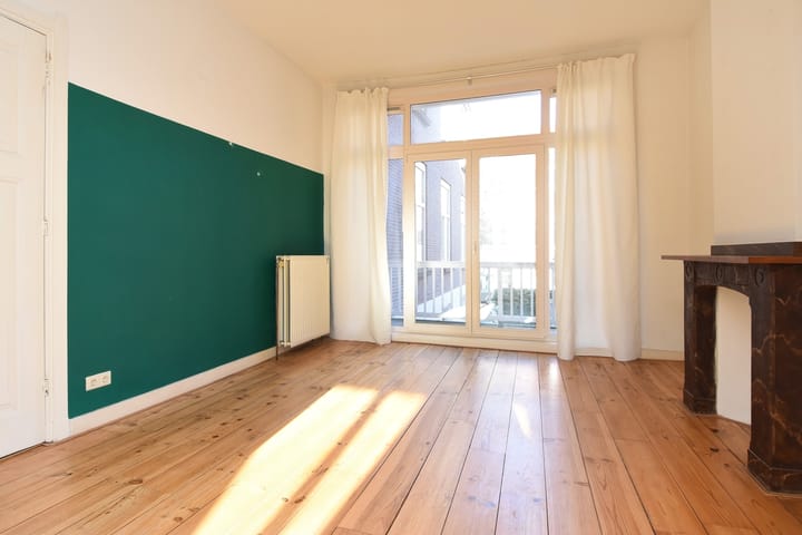 Photo 8 of Hazelaarstraat 111