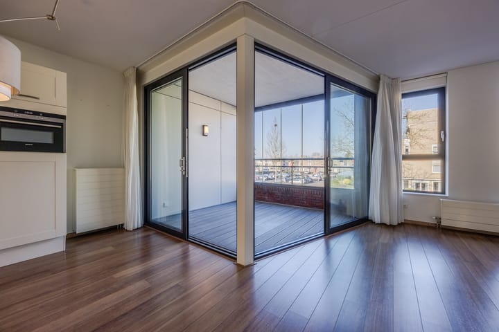 Foto 22 van Pastoor Spieringsstraat 241