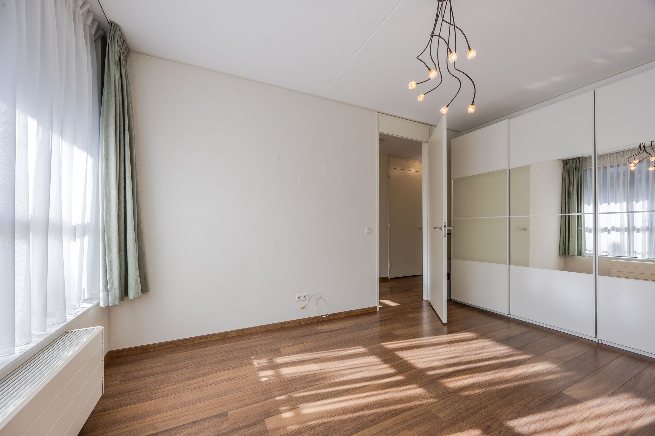 Foto 27 van Pastoor Spieringsstraat 241