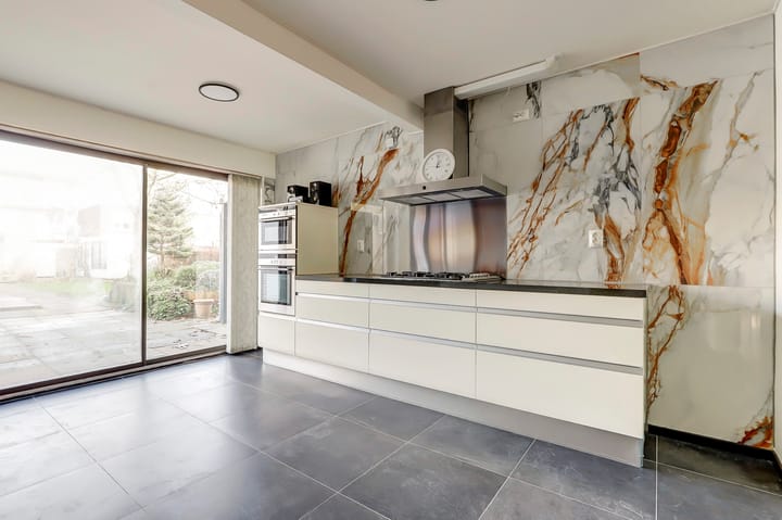 Foto 7 van Biezenstraat 146