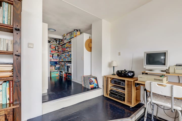 Foto 19 van Biezenstraat 144