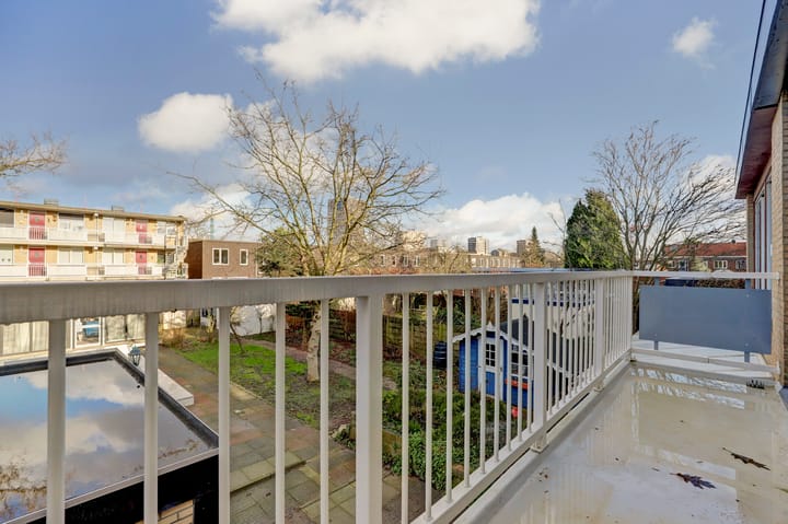 Foto 27 van Biezenstraat 146