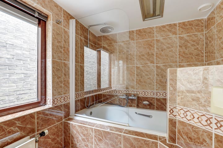 Foto 39 van Biezenstraat 146