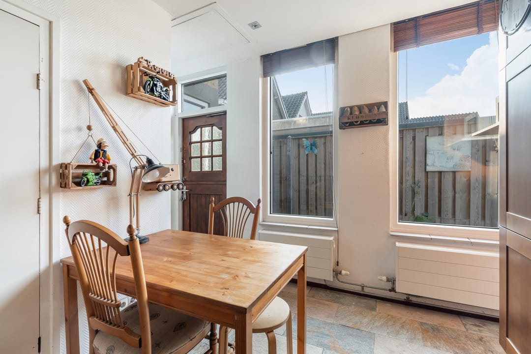 Foto 22 van Burgemeester van Esstraat 61