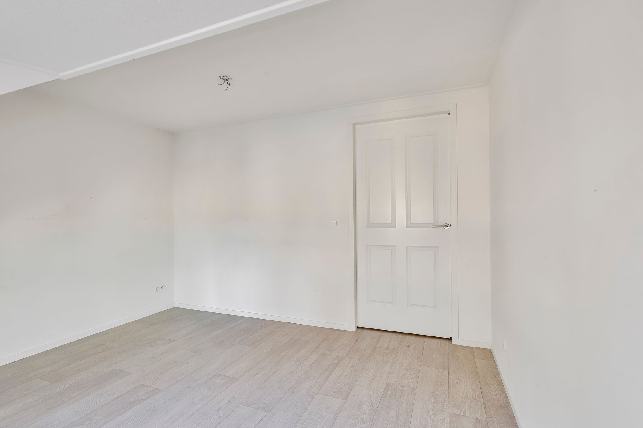 Foto 30 van Kerkstraat 1-D