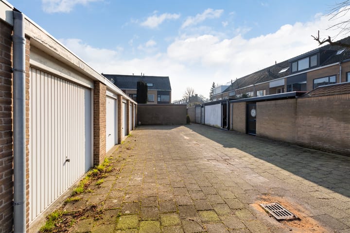 Foto 24 van Lijsterlaan 110