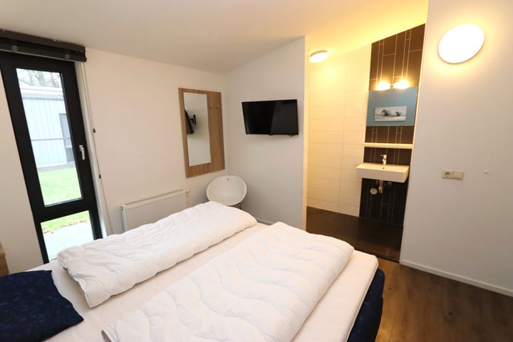 Photo 32 of Dwarsweg 73-A3