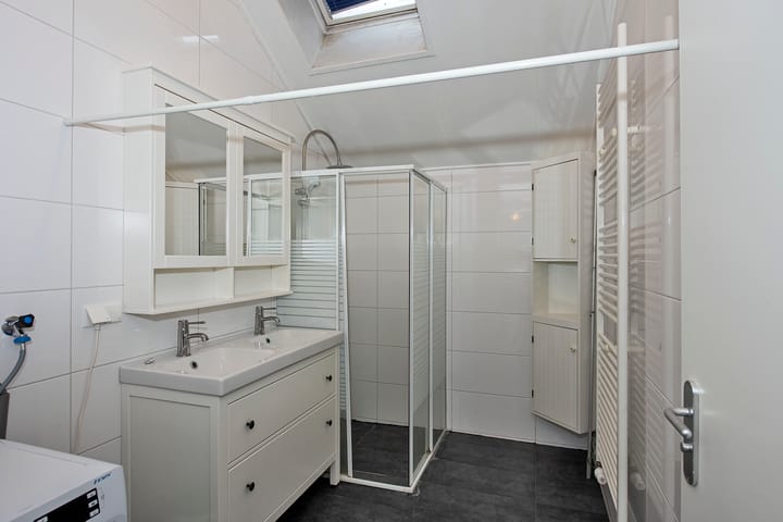 Foto 24 van Robert Stolzstraat 81