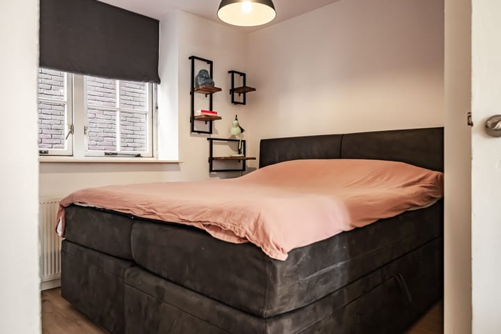 Foto 24 van Van Egmondstraat 10-A