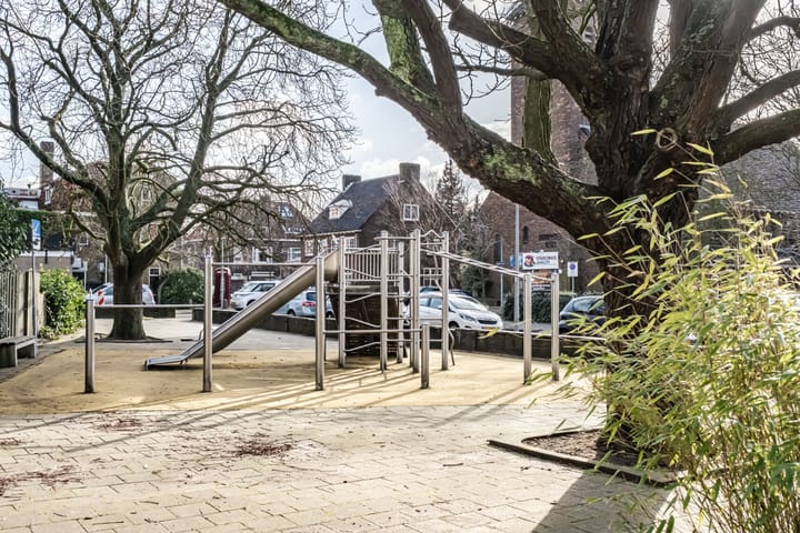 Foto 28 van Van Egmondstraat 10-A