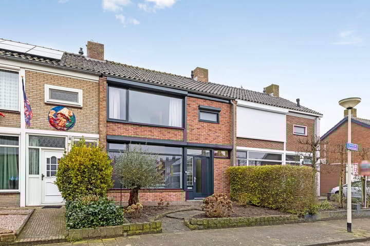 Foto 1 van Rector de Kortstraat 13