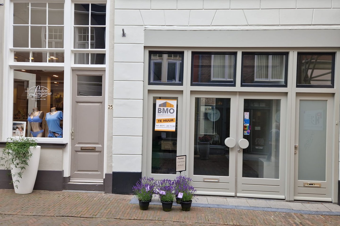 View photo 1 of Smedenstraat 27