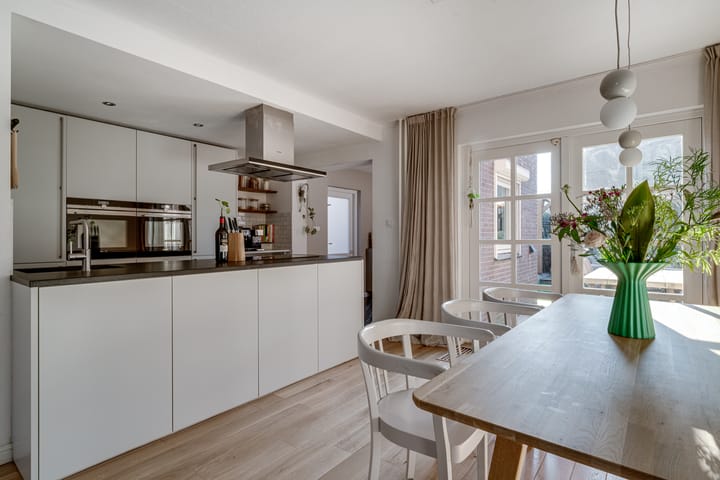 Foto 16 van Heldringstraat 13