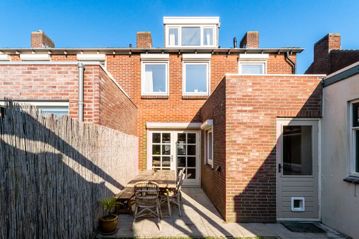 Foto 21 van Heldringstraat 13