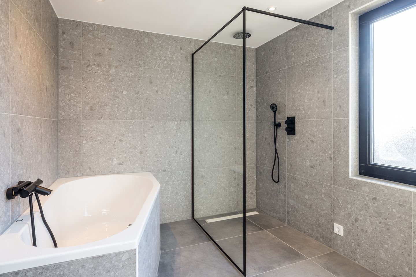 Foto 14 van Stationsstraat 27