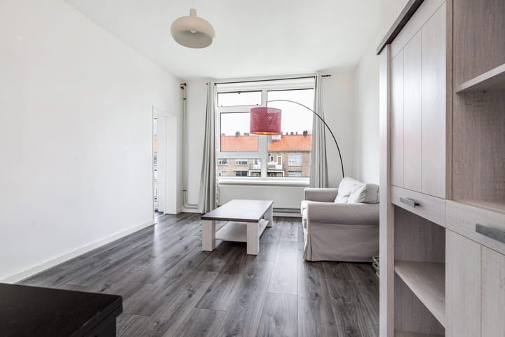 Foto 12 van Johan de Meesterstraat 13-C