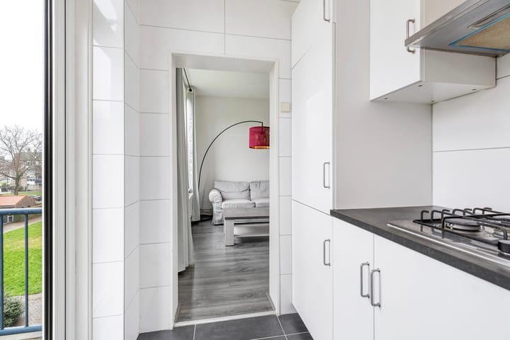 Foto 16 van Johan de Meesterstraat 13-C