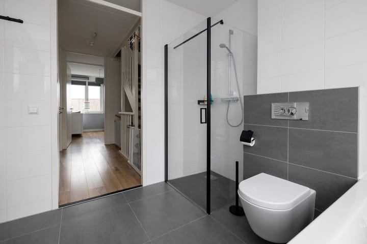 Foto 22 van De Laan van Westlands Roem 36