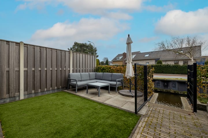 Foto 34 van De Laan van Westlands Roem 36