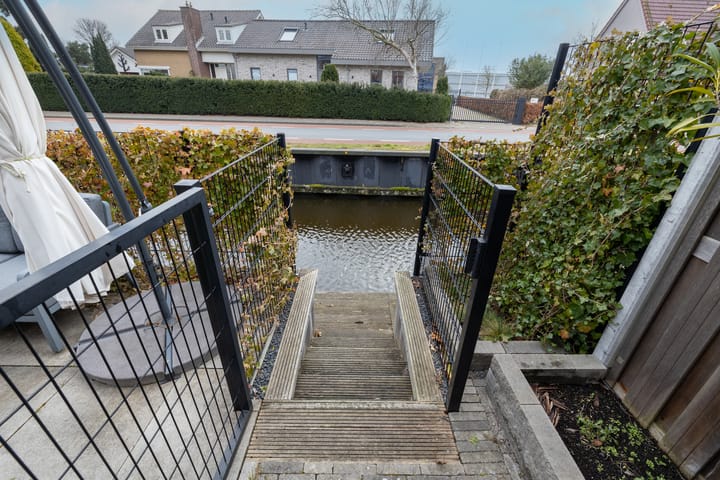 Foto 39 van De Laan van Westlands Roem 36