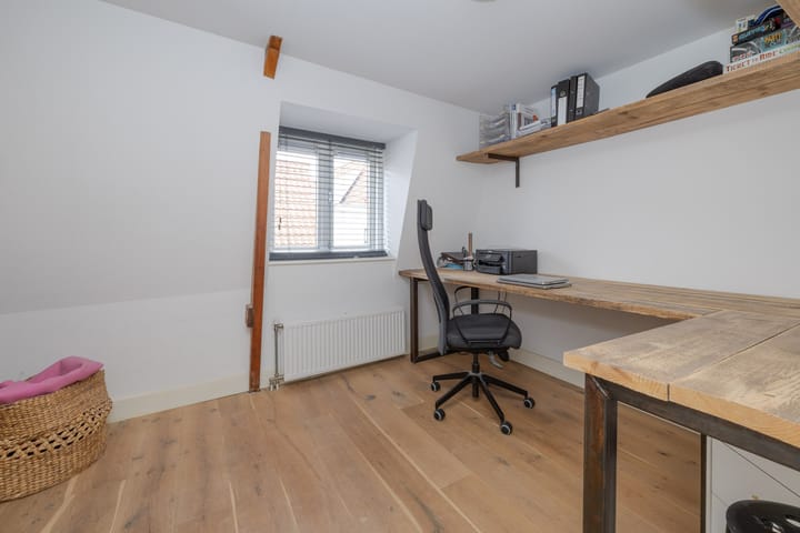 Foto 24 van Middenstraat 87