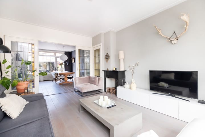 Foto 9 van Burg Simonsstraat 8