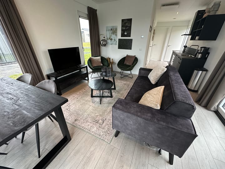 Photo 3 of Flevoweg 90-724