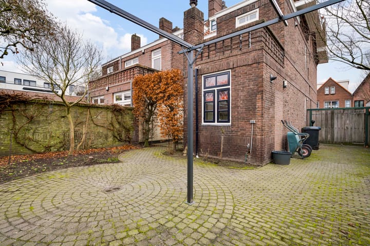 Photo 37 of Tongelresestraat 128