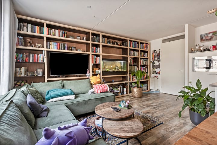 Foto 10 van Julianastraat 1-L