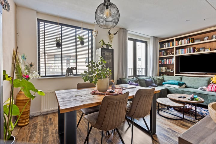 Foto 14 van Julianastraat 1-L