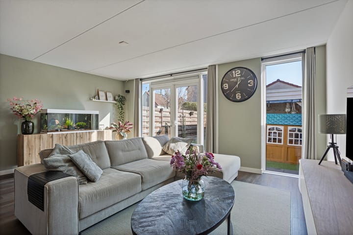 Foto 11 van Smaragd 55