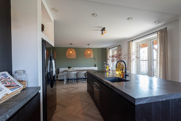 Foto 16 van Hoofdweg 1283