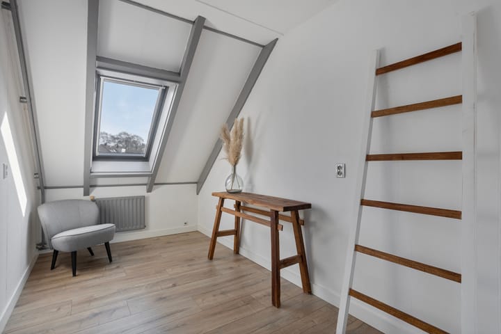 Foto 28 van Smaragd 55