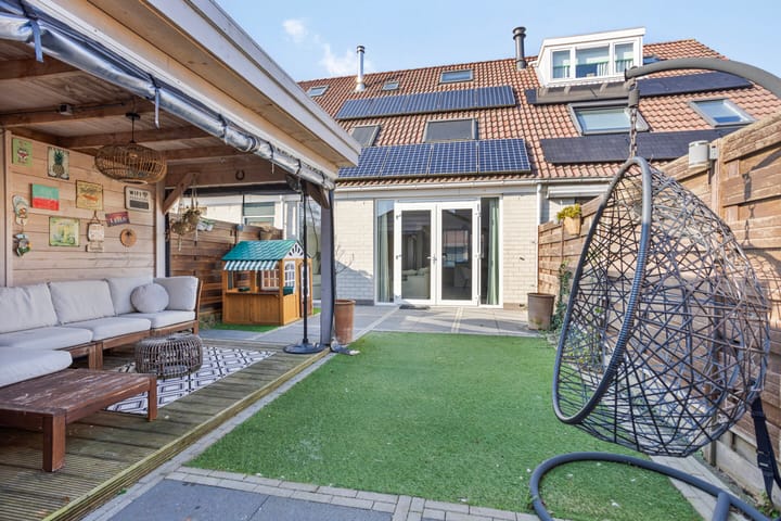 Foto 36 van Smaragd 55