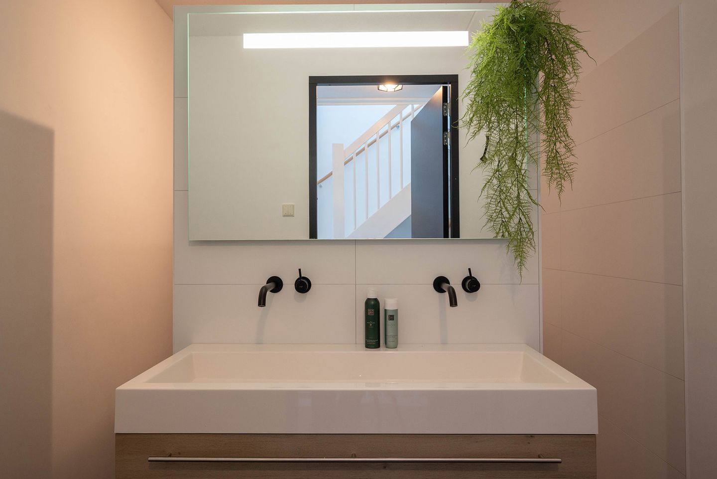 Photo 34 of Hoofdweg 1283