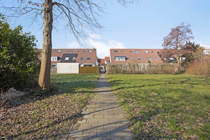 Foto 43 van Smaragd 55