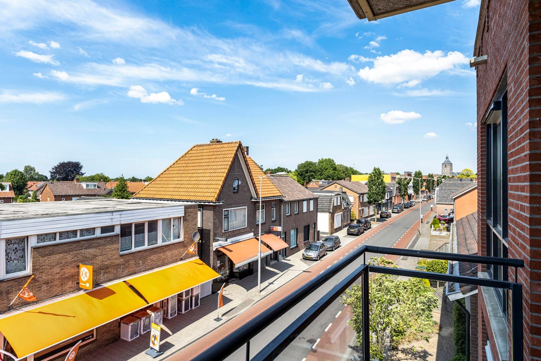 Photo 7 of Titus Brandsmastraat 112