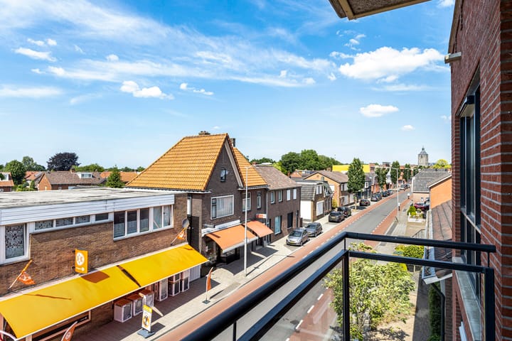 Foto 7 van Titus Brandsmastraat 112