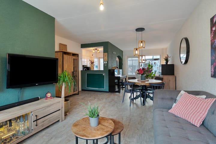 Foto 2 van Middelreuvelt 37