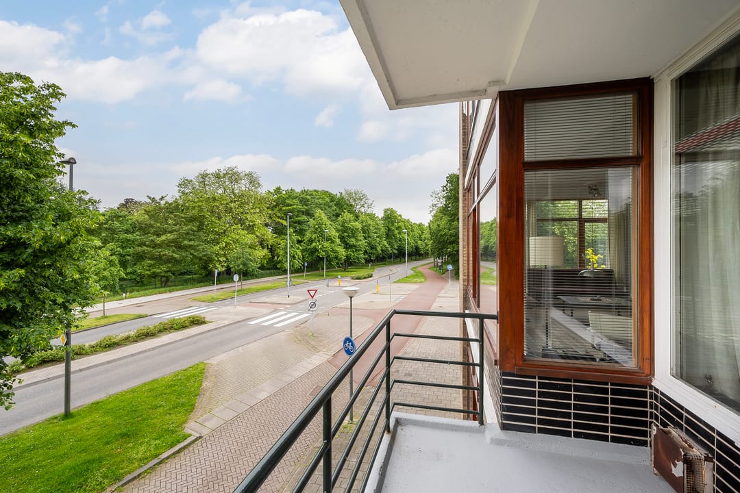 Foto 16 van Burgemeester Van Haarenlaan 1379