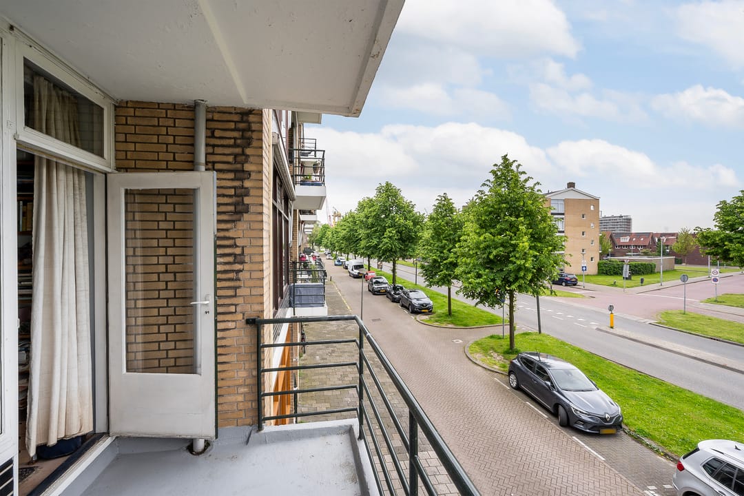 Foto 17 van Burgemeester Van Haarenlaan 1379