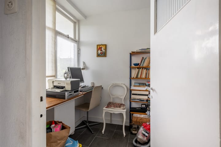 Foto 18 van Burgemeester Van Haarenlaan 1379