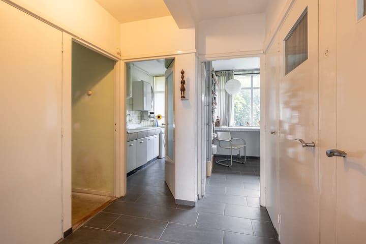 Foto 24 van Burgemeester Van Haarenlaan 1379