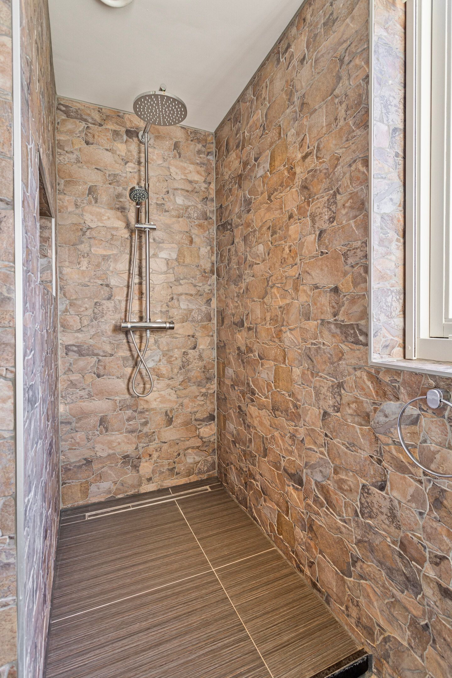 Photo 42 of Gouden Regen 6