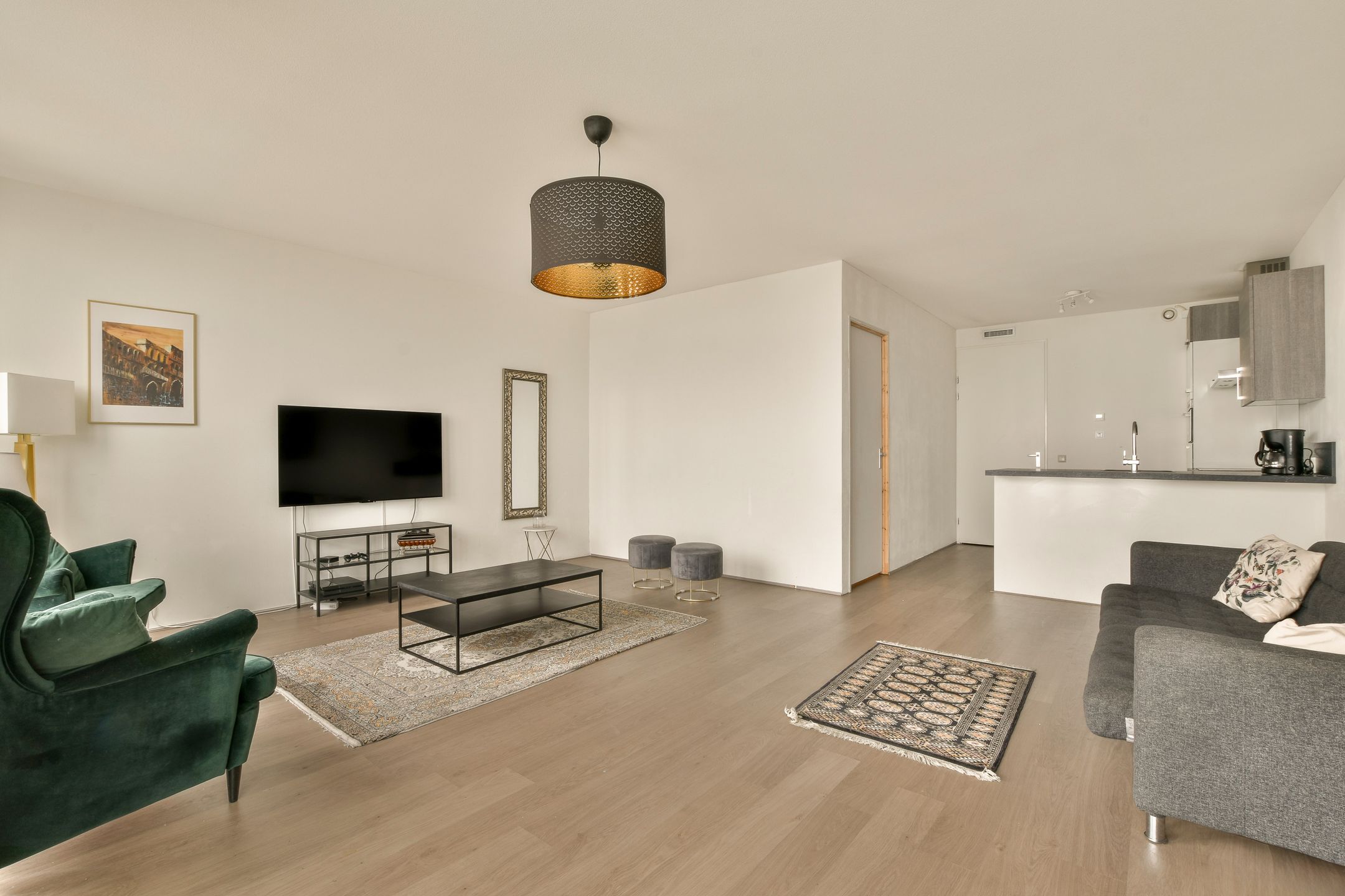 Foto 6 van Raadhuisplein 188